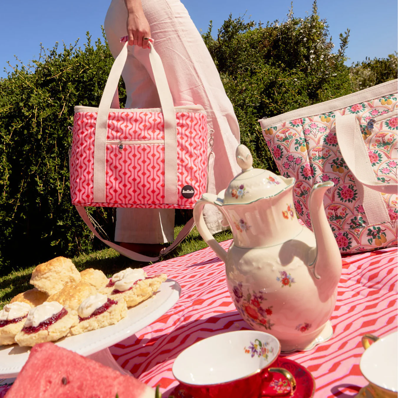 Picnic Bag Cherry Zig Zag - Image 3