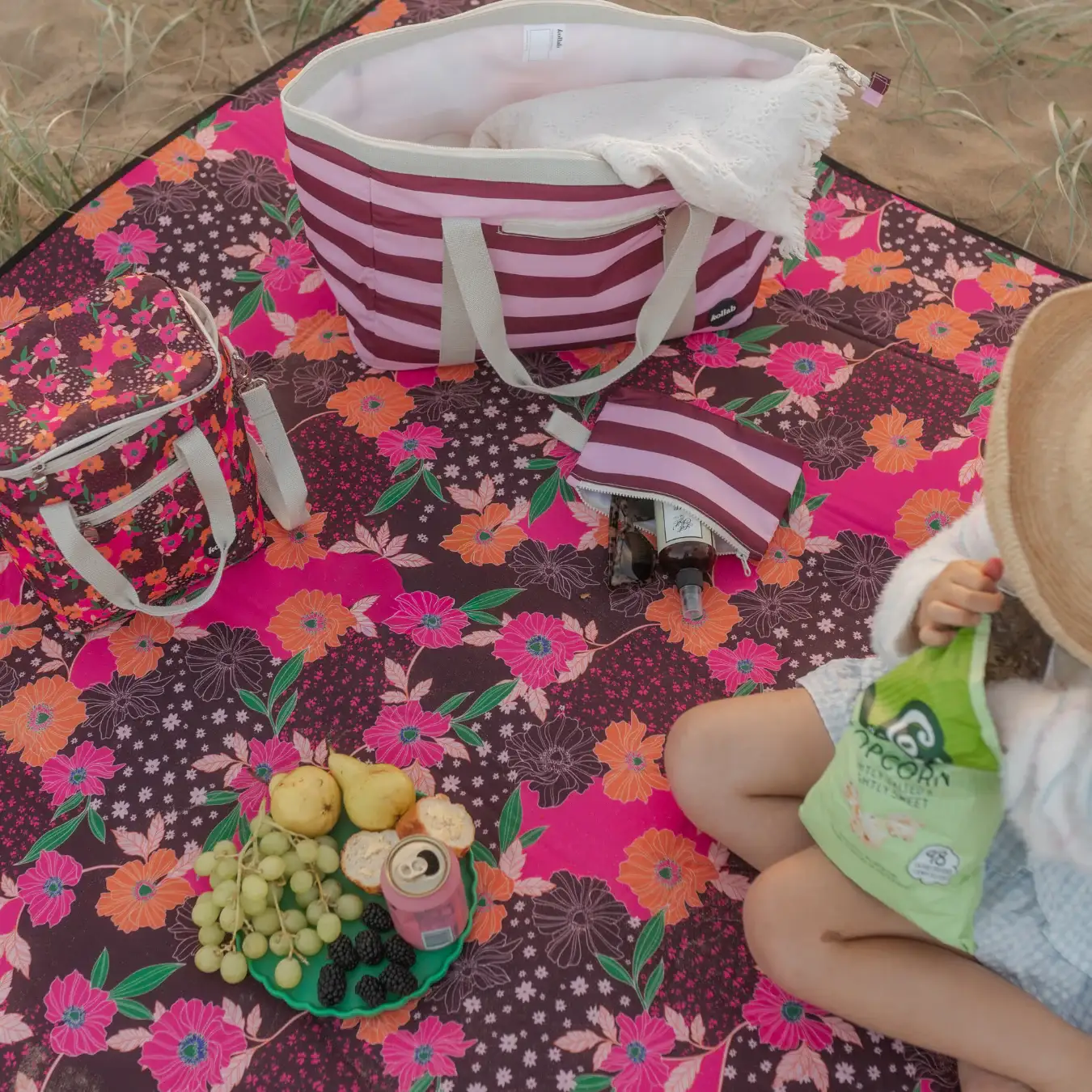 Picnic Mat Autumn Bouquet - Image 7